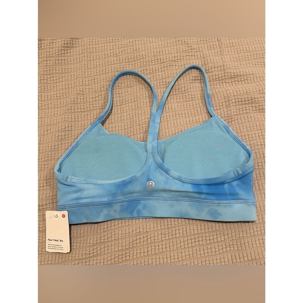 NWT 8 Smoothie Wash Blueberry Nulu Flow Y Bra A/C - Lululemon - NEW - Picture 2 of 8